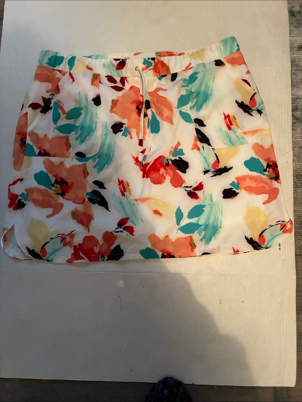 Chico's Floral Watercolor Skort - White with Coral & Teal Accents
